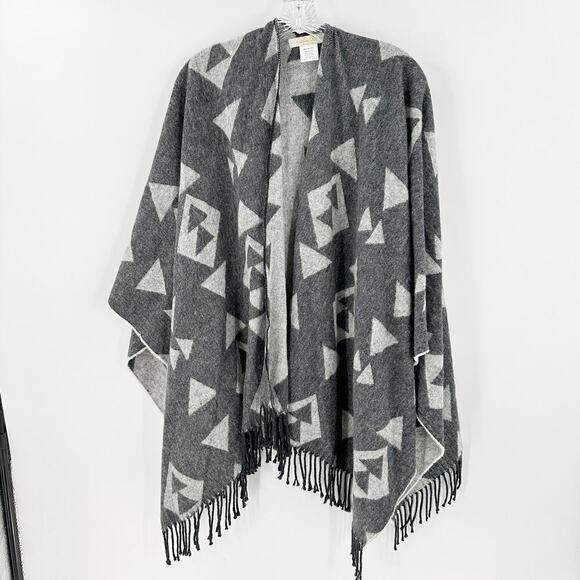 Cristina Chiti Gray Aztec Cotton Blend Fringed Open Front Wrap Poncho One Size - Picture 1 of 8